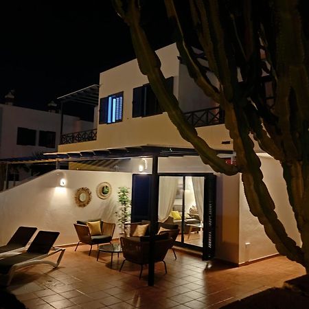 Villa Optimist Rubicon Piscina Climatizable, Frente Al Mar Playa Blanca  Exterior photo